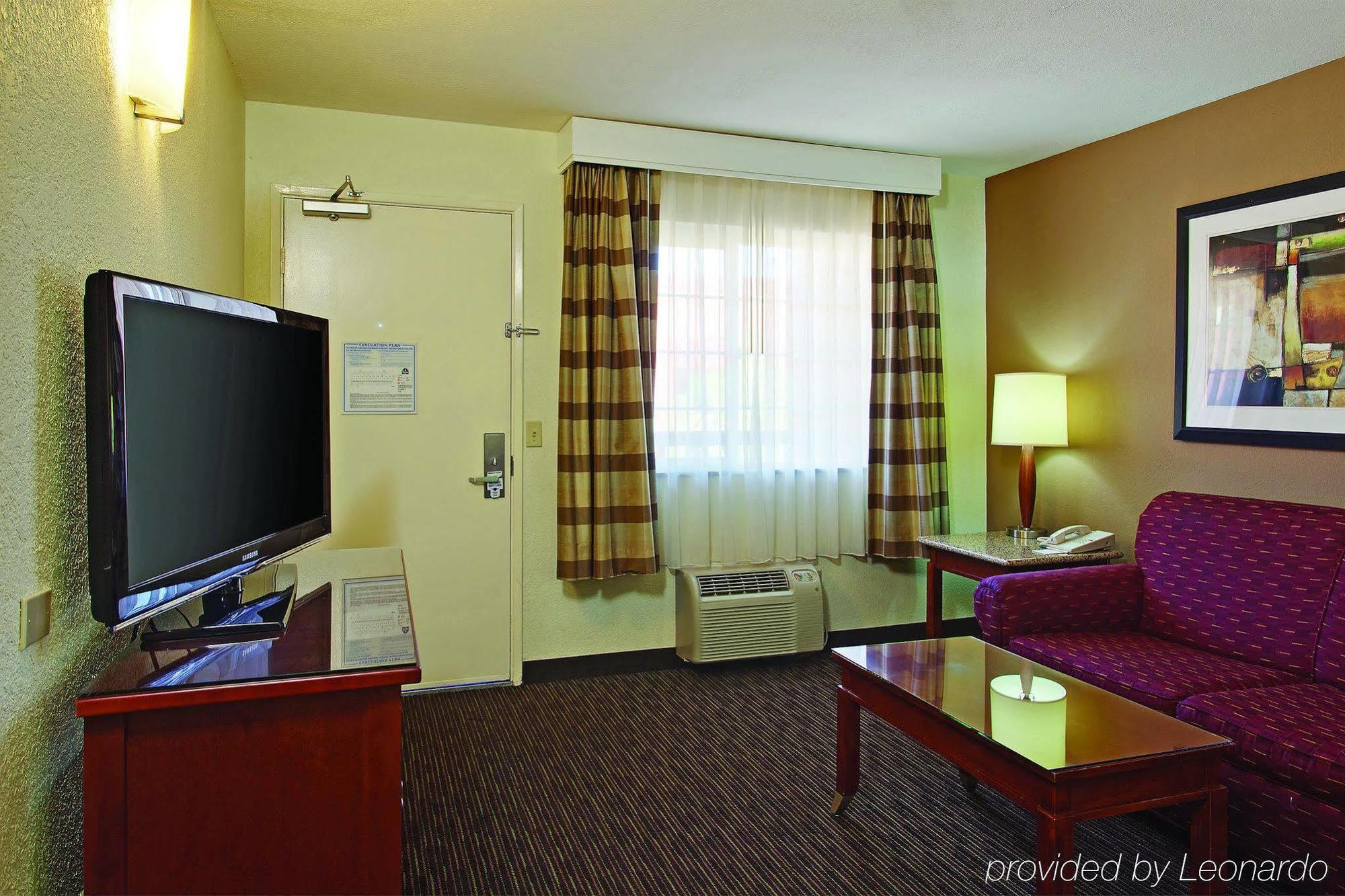 Mission View Inn & Suites San Diego Sea World - Zoo Esterno foto